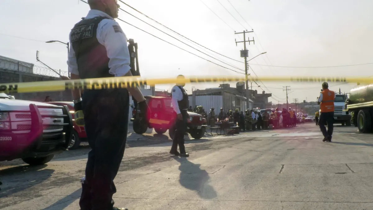 POLICIAS ARMAMENTO_AJO (3)